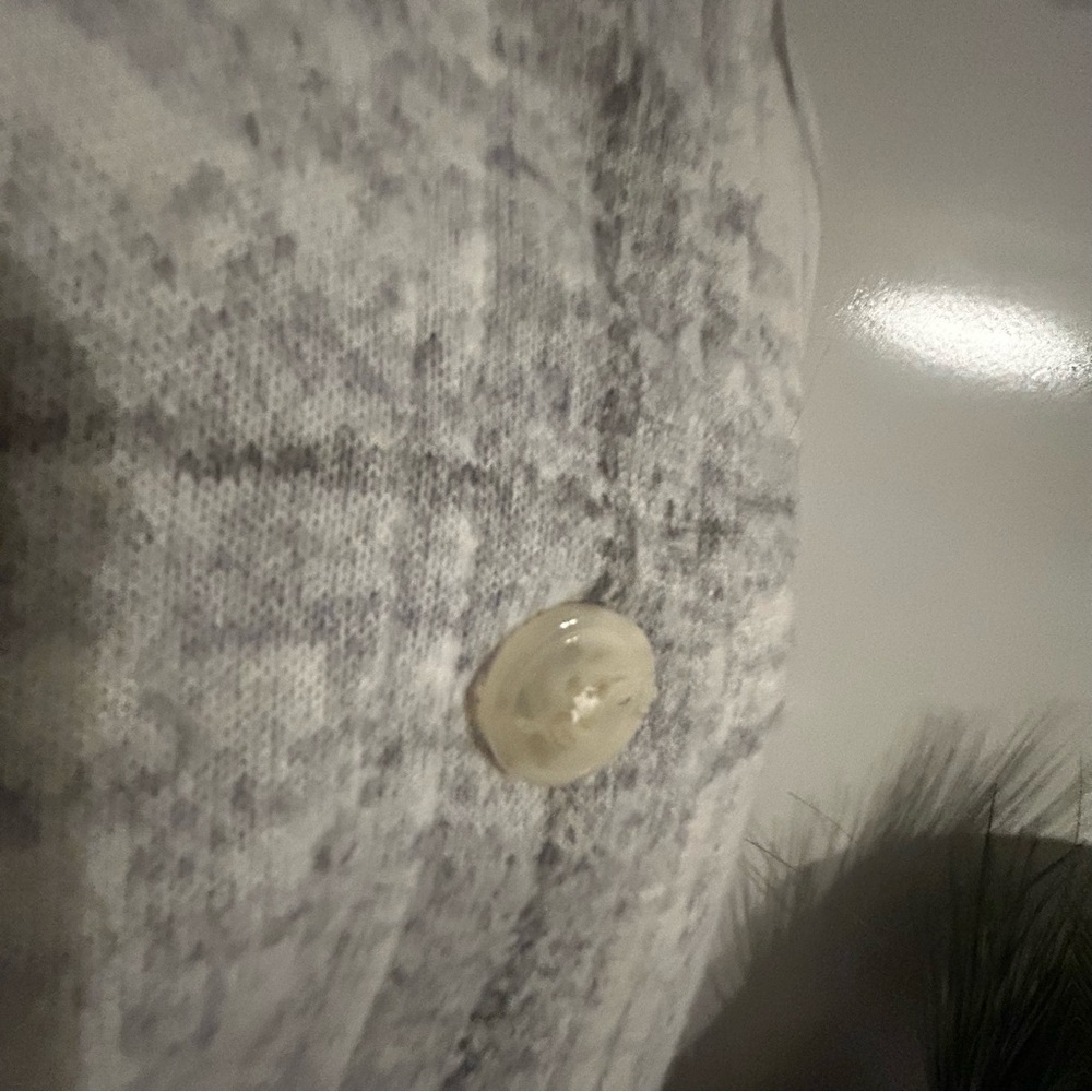 J. Jill Gray and White Plaid Shirt Jacket - Picture 3 of 6